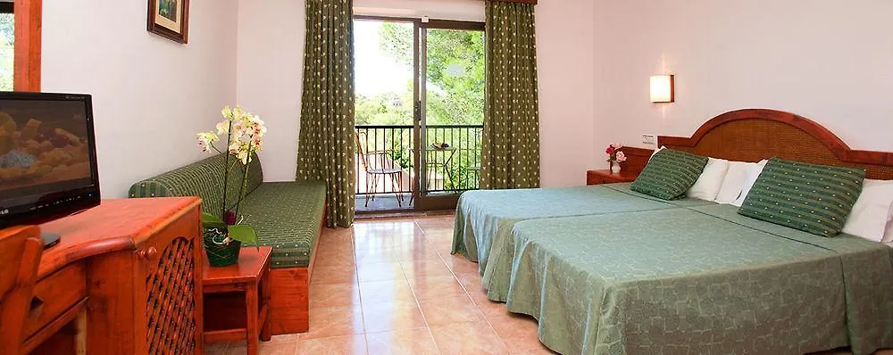 ***  Hotel Playa Mondrago Портопетро Испания